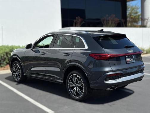 2025 Audi Q5 Premium Plus