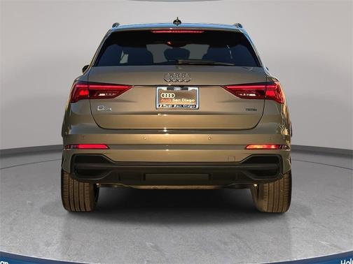 2025 Audi Q3 Premium 45 TFSI S line quattro Tiptronic