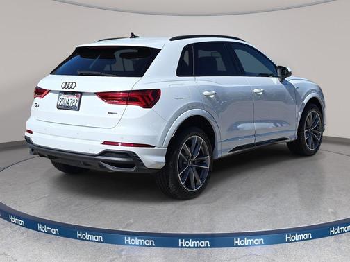 Glacier White Metallic 2023 Audi Q3 45 S line Premium Plus