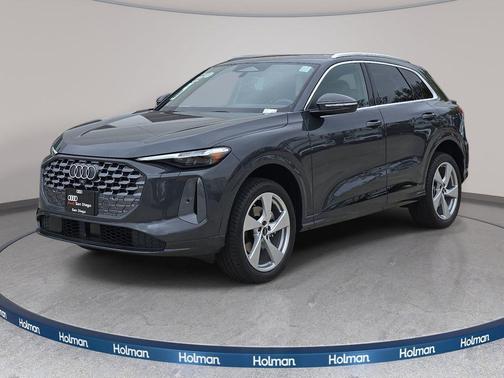 Tambora Gray Metallic 2026 Audi Q5 Premium Plus TFSI quattro S tronic