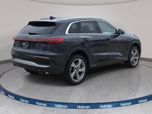 Tambora Gray Metallic 2026 Audi Q5 Premium Plus TFSI quattro S tronic