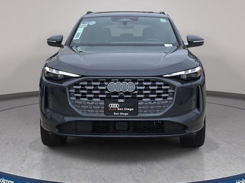 Tambora Gray Metallic 2026 Audi Q5 Premium Plus TFSI quattro S tronic