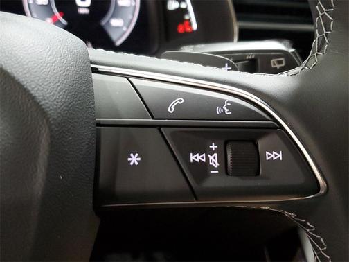 2025 Audi Q7 45 Premium