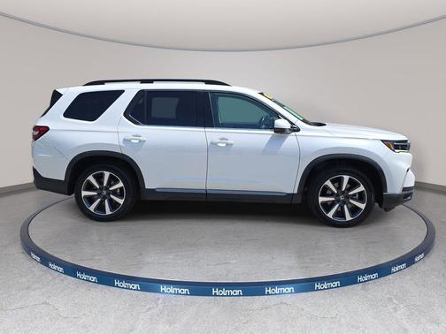 2023 Honda Pilot AWD Elite