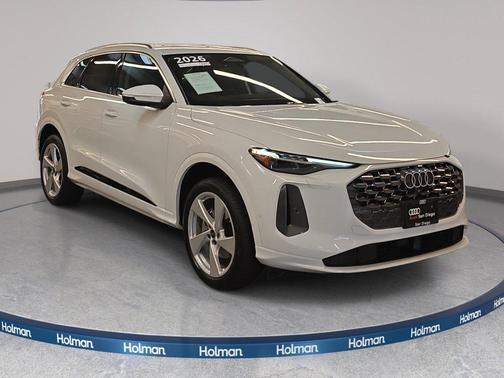 Glacier White 2026 Audi Q5 Premium Plus TFSI quattro S tronic