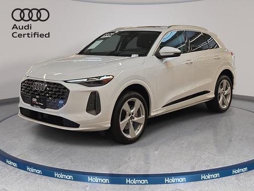 Glacier White 2026 Audi Q5 Premium Plus TFSI quattro S tronic