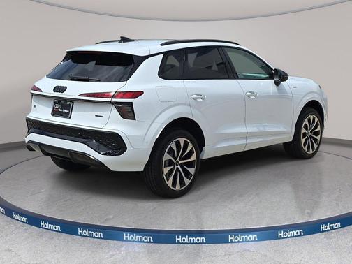 Arkona White 2026 Audi Q3 TFSI quattro S tronic