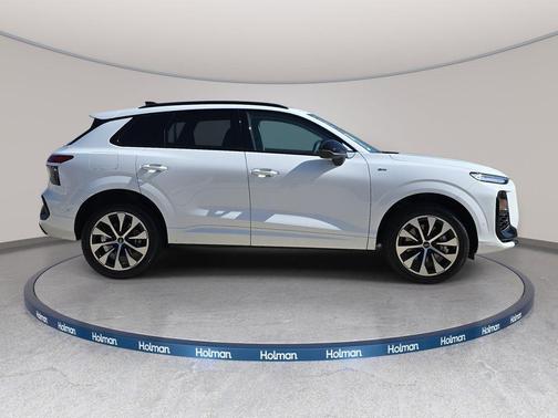 Arkona White 2026 Audi Q3 TFSI quattro S tronic