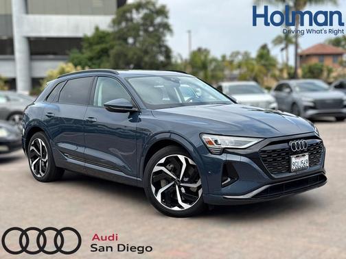 2024 Audi Q8 e-tron Premium Plus