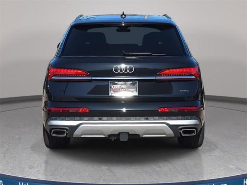 2026 Audi Q7 55 Premium Plus