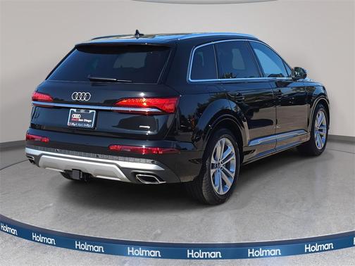 2026 Audi Q7 55 Premium Plus