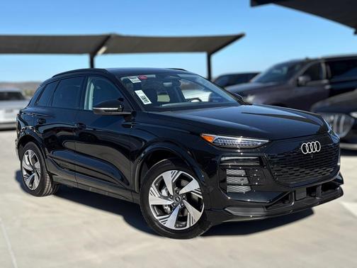 2025 Audi Q6 e-tron Premium Plus quattro