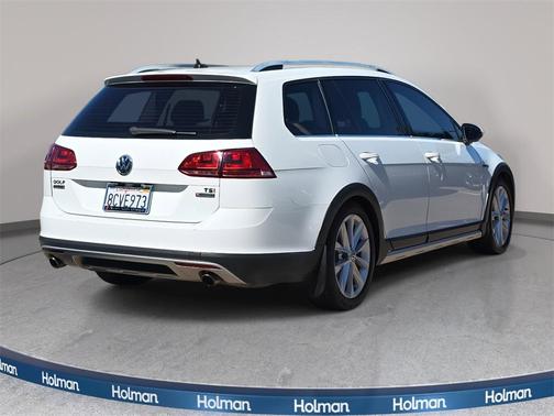 2017 Volkswagen Golf Alltrack TSI SE