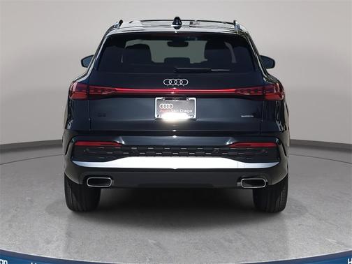 2025 Audi Q5 Premium TFSI quattro S tronic