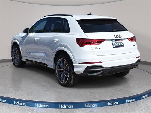 2025 Audi Q3 Premium 45 TFSI S line quattro Tiptronic