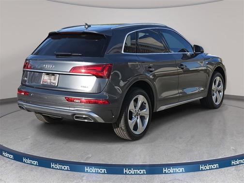 2022 Audi Q5 45 S line Premium Plus