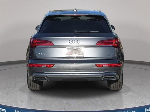 2022 Audi Q5 45 S line Premium Plus
