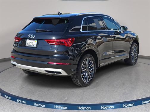 2022 Audi Q3 40 Premium