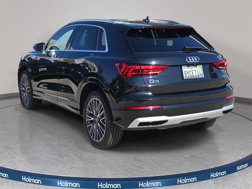 2022 Audi Q3 40 Premium