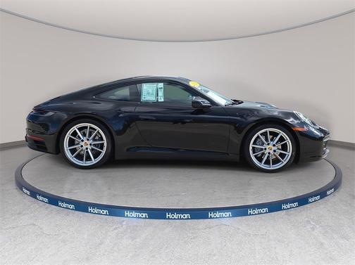 2021 Porsche 911 Carrera