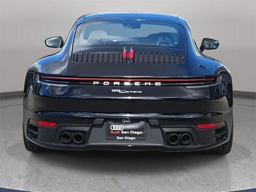 2021 Porsche 911 Carrera