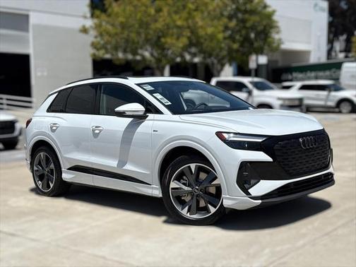 2025 Audi Q4 e-tron Premium Plus 55 quattro