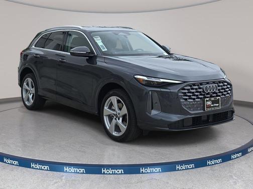 Tambora Gray Metallic 2026 Audi Q5 Premium Plus TFSI quattro S tronic