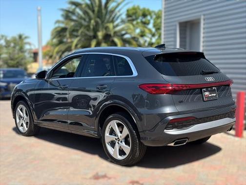 2025 Audi Q5 Premium Plus