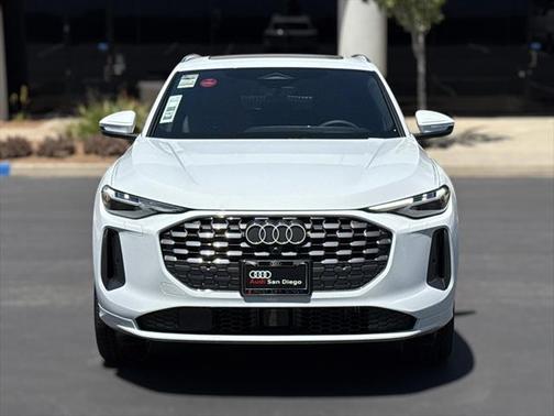 2025 Audi Q5 Premium Plus