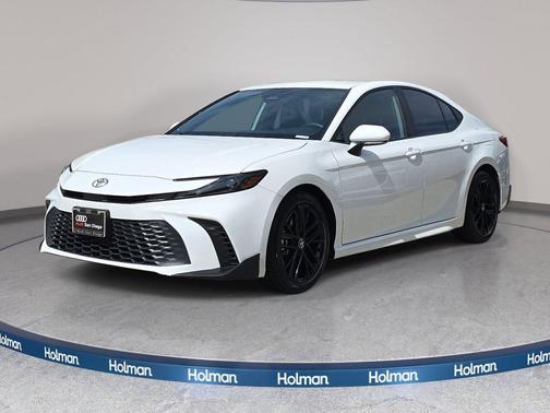 Ice Cap 2025 Toyota Camry SE