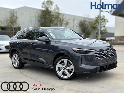 2025 Audi Q5 Premium Plus