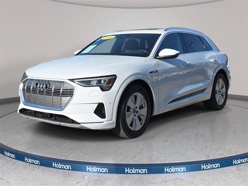 2019 Audi e-tron Premium Plus