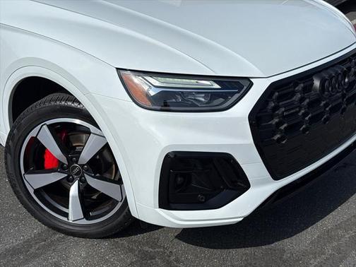 2024 Audi Q5 45 S line Premium Plus