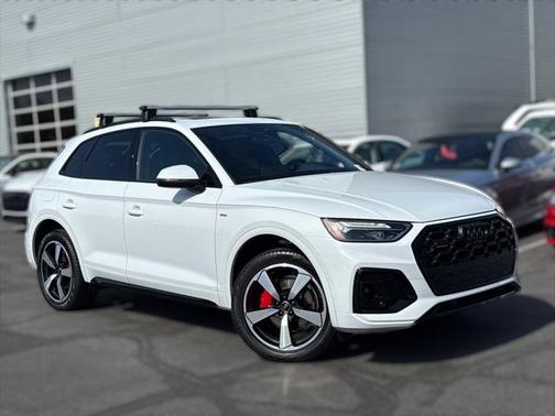 2024 Audi Q5 45 S line Premium Plus