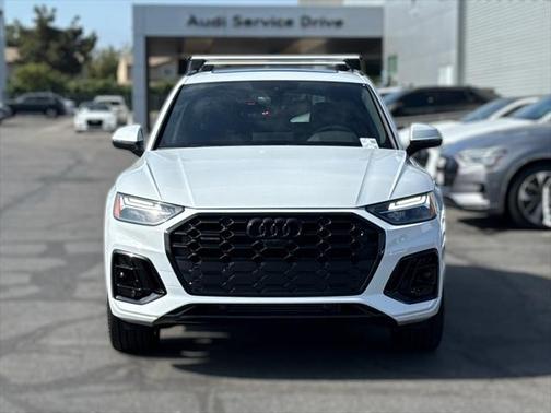 2024 Audi Q5 45 S line Premium Plus