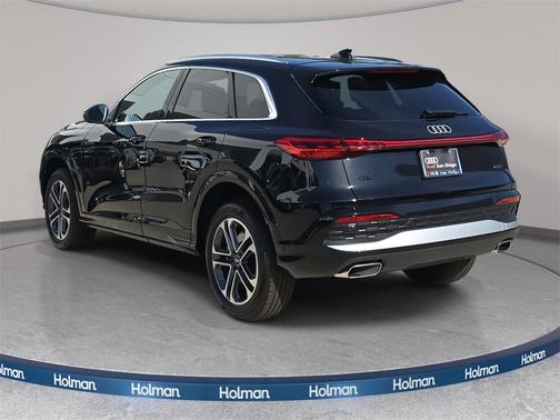 2025 Audi Q5 Premium TFSI quattro S tronic