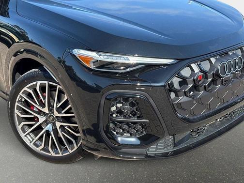 2025 Audi SQ5 3.0T Premium Plus