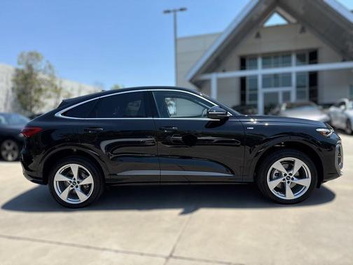 2025 Audi Q5 Sportback Premium Plus