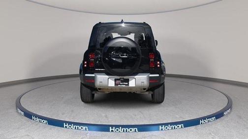 2024 Land Rover Defender 110 P300