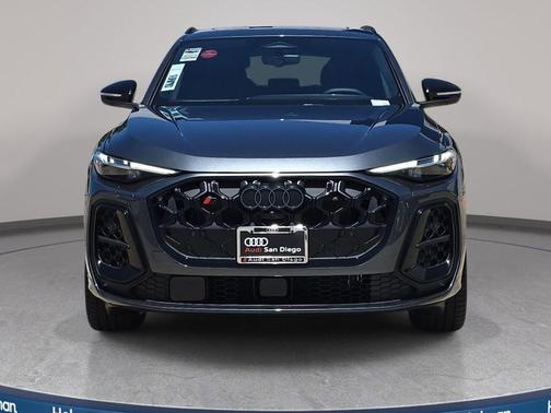 Daytona Gray Pearl Effect 2026 Audi SQ5 3.0T Premium Plus