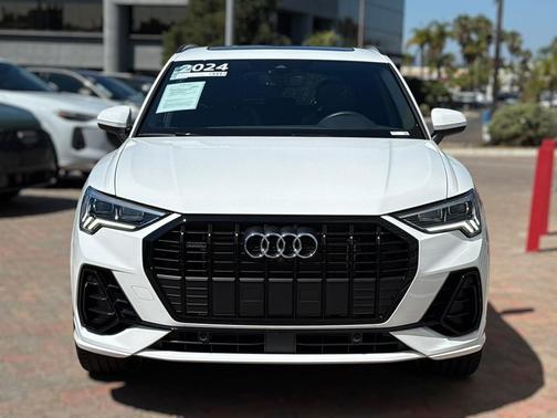 2024 Audi Q3 45 S line Premium Plus