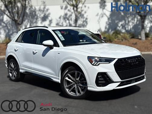 2025 Audi Q3 Premium 45 TFSI S line quattro Tiptronic