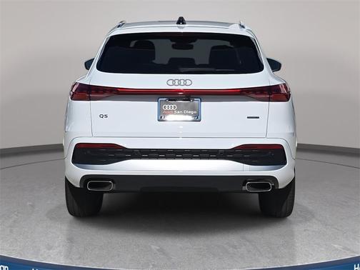 2025 Audi Q5 Premium TFSI quattro S tronic