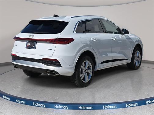 2025 Audi Q5 Premium TFSI quattro S tronic