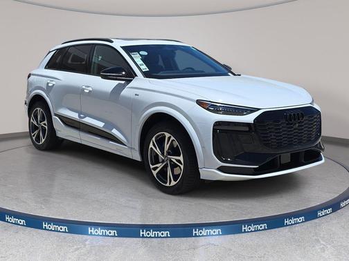 Glacier White Metallic 2027 Audi Q6 e-tron Premium Plus