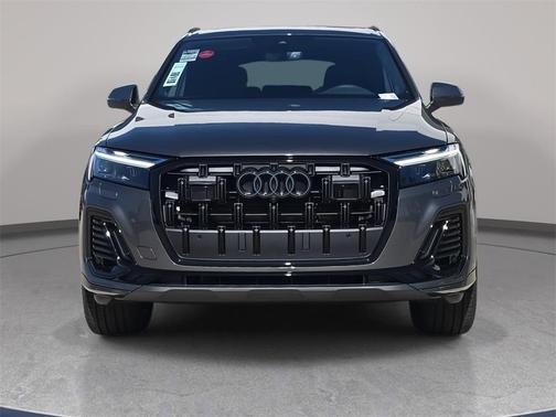 2026 Audi Q7 45 Premium Plus
