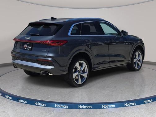Tambora Gray Metallic 2026 Audi Q5 Premium Plus TFSI quattro S tronic