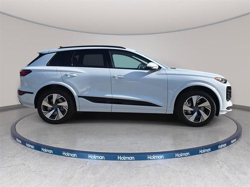 2025 Audi Q6 e-tron Premium quattro