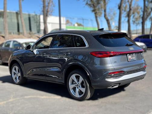 2025 Audi Q5 Premium Plus