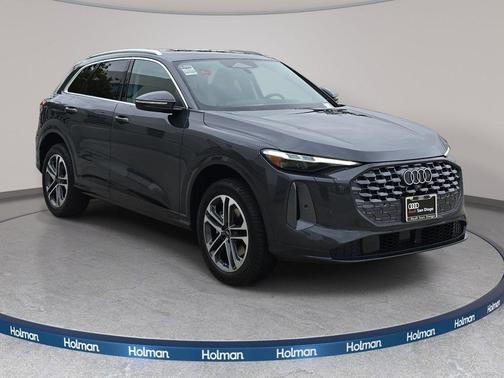 Tambora Gray Metallic 2026 Audi Q5 Premium Plus TFSI quattro S tronic